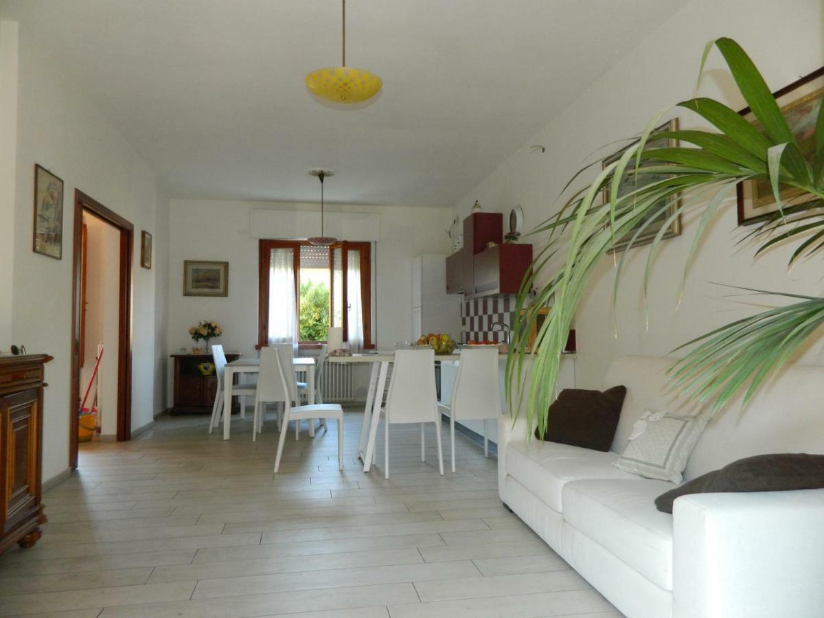Villa Ester Camaiore Exteriér fotografie